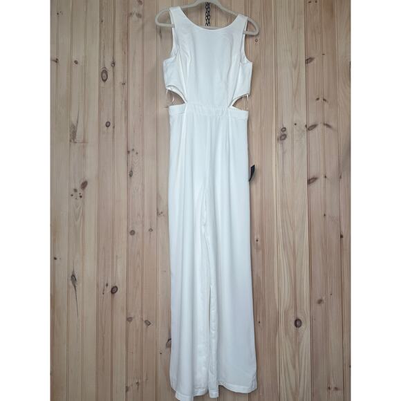 NWT Lulus Moments to Remember White Sleeveless Wide-Leg Cutout Jumpsuit Classy S - Picture 2 of 12